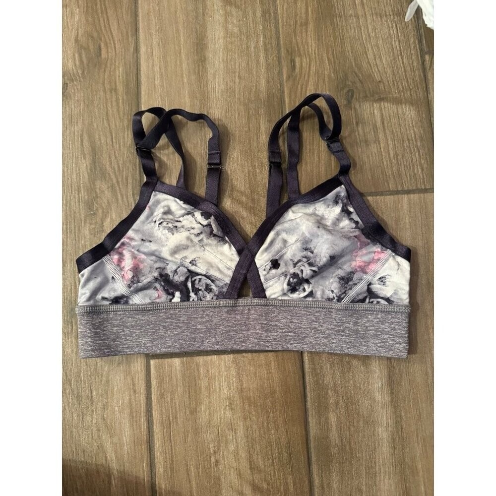 lululemon athletica size 6 adjustable grey blue pink sports bra criss cross back